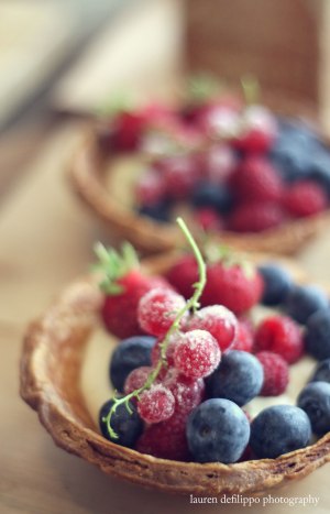 Organic berry tart with vanilla pastry cream